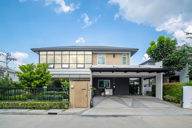 บ้าน มัณฑนา เวสต์เกต 7 ตาราง-วา 1 Ngan 0 ไร่ 4BEDROOM 22900000 BAHT. ใกล้ - Special Stock