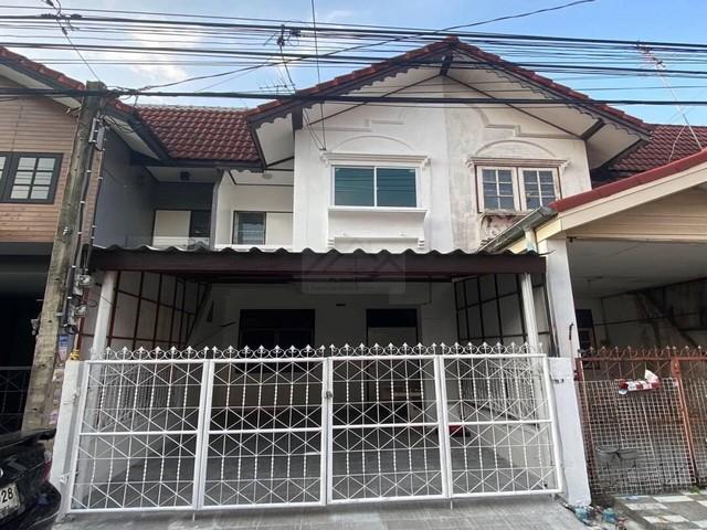 ให้เช่าทาวน์เฮ้าส์ 2 ชั้น 16 ตรว. ซ.รามอินทรา 40 ใกล้รถไฟฟ้า สถานีรามอินทรา กม.6