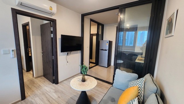 เช่า RR126 XT Huaikhwang ห้องสวย เฟอร์นิเจอร์ครบครัน ใกล้รถไฟฟ้า