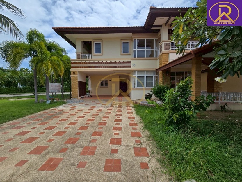 ขายบ้านเดี่ยว2 ชั้น หลังใหญ่ 123ตร.ว.  หมู่บ้านเมาน์เท่น วิลล์ บางแสน (Mountain Veiew Bangsaen)   ต.แสนสุข อ.เมืองชลบุรี จ.ชลบุรี