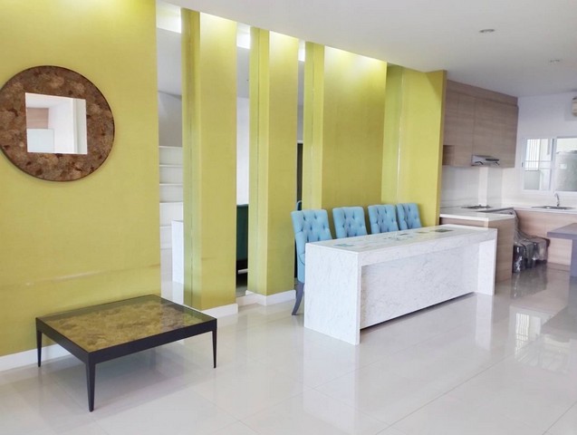 S2566 ให้เช่าทาวน์โฮม 3 ชั้น โครงการนลิน อเวนิว ซอยรามคำแหง 138 ใกล้โรงเรียนเตรียมอุดมน้อมเกล้า