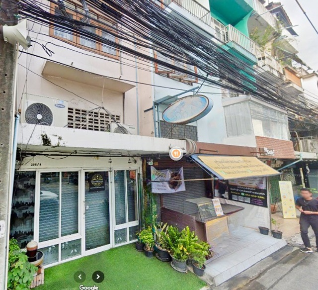 เช่า-ขายอาคารพาณิชย์ 4 ชั้น รร.นานาชาติเคไอเอส 3.7กม. 6นอน MRT ห้วยขวาง พระราม 9  19ตร.วา. 288ตร.ม.  ย่านดินแดง เดอะ สตรีท รัชดา 2.2 กม.