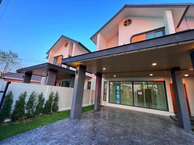 บ้านสร้างใหม่  2 ชั้น สไตล์โมเดิร์น มินิมอล บ้านสมาร์ทโฮม
