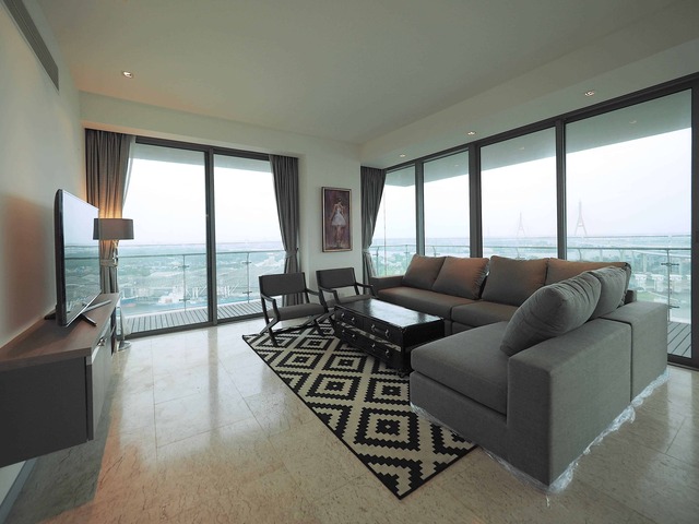 Experience Luxury Living at The Pano Rama 3 – High-Floor Corner 3BR with Stunning Chao Phraya River Views