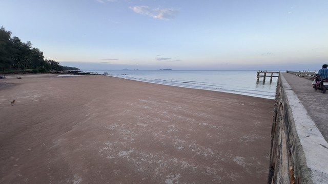 ขายที่ดินใกล้ทะเล หาดบางเบิด 10-3-74 ไร่ ขายราคาไร่ล่ะ 1.5 ลบ.โฉนด พร้อมโอน ทัศนียภาพงดงาม สวยวิวดีหายากทำเลเยี่ยมคุยง่ายต่อได้ 0968821857