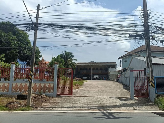 ขายที่ดินศรีราชา ทุ่งสุขลา พร้อมสิ่งปลูกสร้าง หอพักคนงาน FP-L01023 