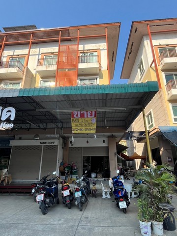 ขายอาคารพาณิชย์ 4ชั้น  17ตรว.  ซ.ประชาอุทิศ33-สุขสวัสดิ์  เข้า-ออก สะดวกเชื่อมกันระหว่างประชาอุทิศ-สุขสวัสดิ์   ZTK213