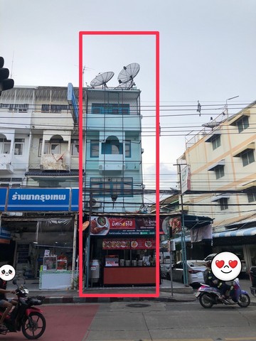 ให้เช่าอาคารพาณิชย์  4  ชั้นครึ่ง  ห้องมุม  ทำเลค้าขาย  
