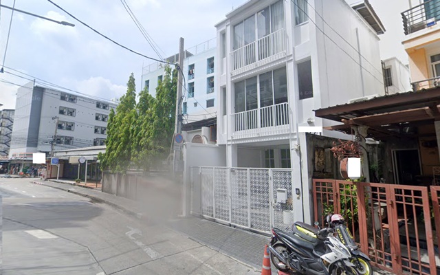 รร.นานาชาติรีเจ้นท์ 3.8กม.เหมาะกับทำธุรกิจเสริมความงาม ให้เช่าอาคาร 3ชั้น 30ตรว.350ตรม.  3-4นอน 5น้ำ