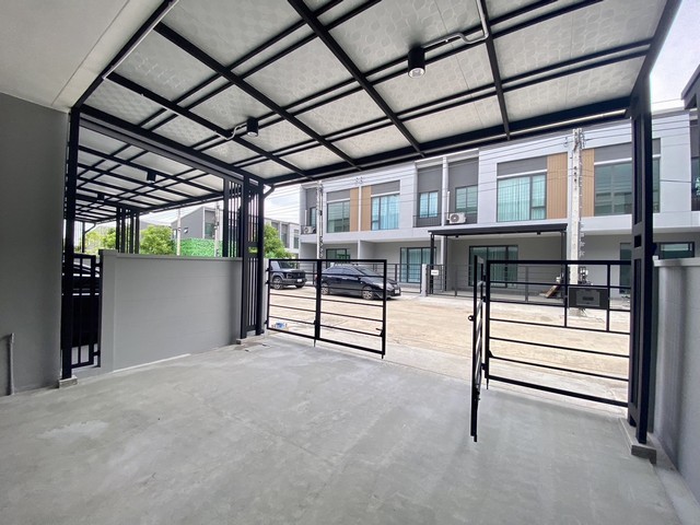 P732 ให้เช่า ทาวน์เฮ้าส์ 2 ชั้น โครงการ พลีโน่ สุขุมวิท-บางนา 2 Pleno Sukhumvit-Bangna 2 ใกล้ Mega Bangna