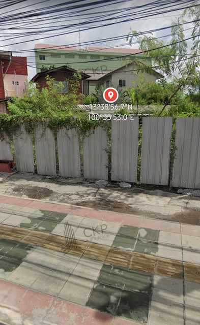 ขาย ที่ดินติดถนนปู่เจ้าสมิงพราย ขนาด 60.4 ตร.วา เหมาะสำหรับทำอาคารพาณิชย์เพื่อการค้าหรือพักอาศัย