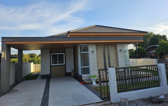 [ขาย] บ้านเดี่ยวสไตล์ Contemporary | อุดรธานี | 67.80 ตร.ว. | 3 นอน 2 น้ำ | พร้อมอยู่ | 2.59 ล้านบาท