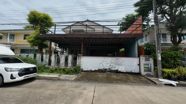 บ้านหลังนี้เหมาะมาก! ซื้อรีโนเวท ขายต่อไว กำไรเน้นๆ พฤกษลดา ท่าข้าม พระราม2