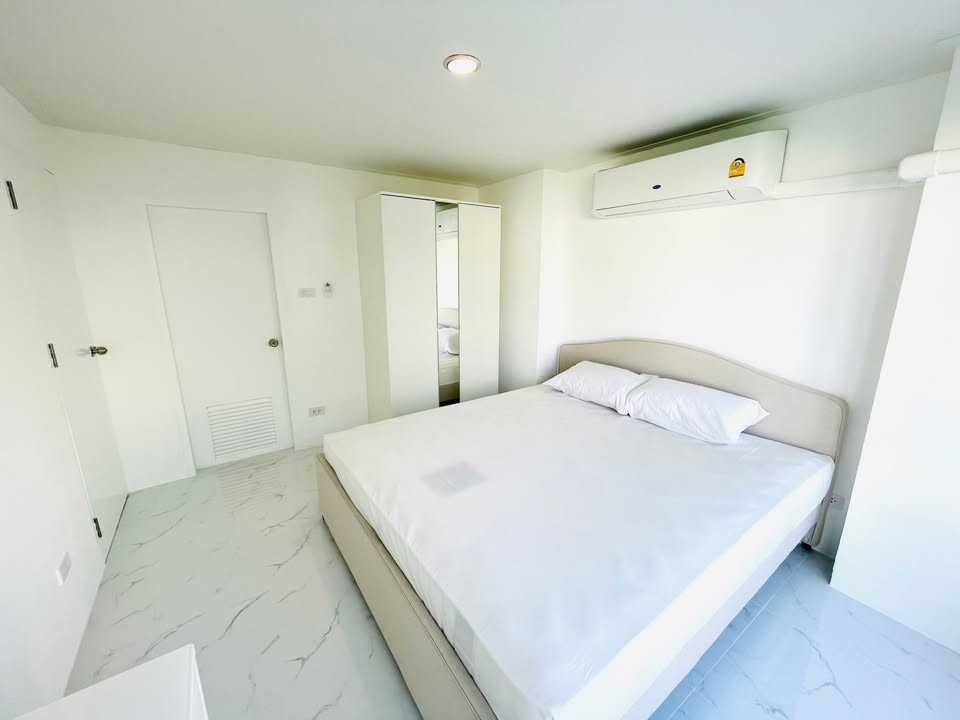 Waterford Park Rama 4 Clean safe quiet 3rd floor BTS Phra Khanong