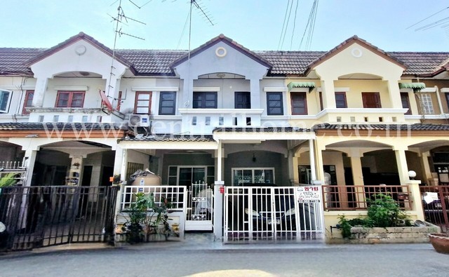 ทาวน์เฮ้าส์ 2 ชั้น หมู่บ้านฟ้า รังสิต คลอง 4 พร้อมอยู่ 