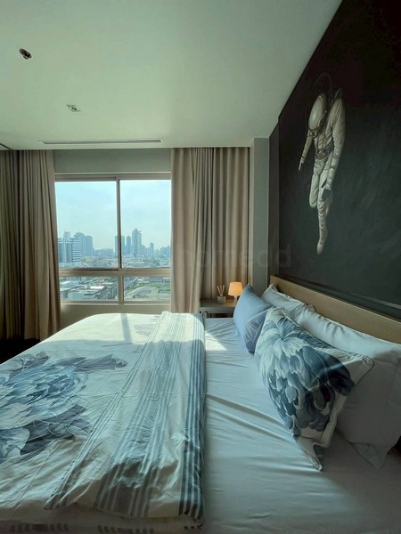 ให้เช่าห้องชุด The Lofts Yenakart ขนาด 55 ตรม 1นอน 1น้ำ ชั้น 10 ทำเลดี ใกล้ซูเปอร์มาร์เก็ต ห้างสรรพสินค้า - ghd000554R