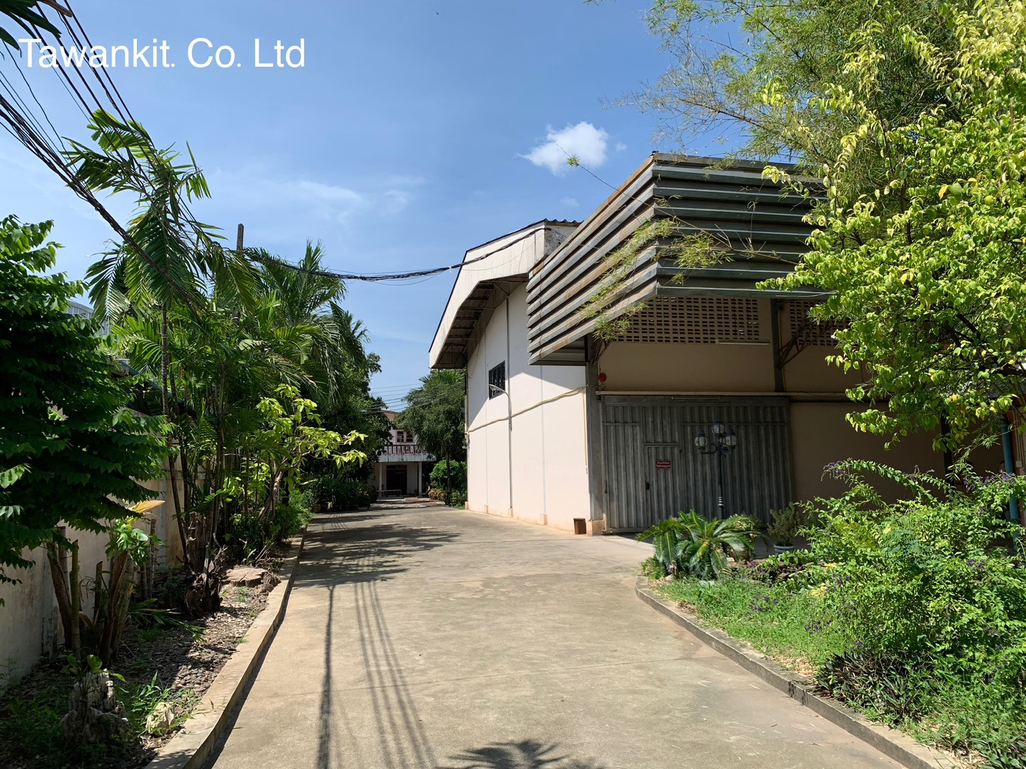 โกดัง โรงงาน คลังสินค้า ที่ดิน พร้อมบ้านและออฟฟิศ สำนักงาน บนพื้นที่ 800 ตารางวา คลองมะเดื่อ กระทุ่มแบน สมุทรสาคร