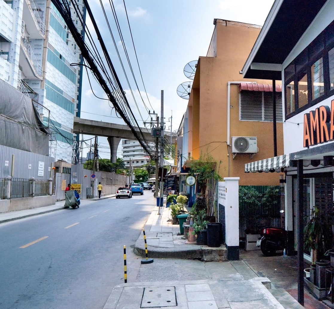 ขายพร้อมแบรนด์ ร้านอาหาร  ใกล้ Icon Siam คลองสาน เดิน 1 นาทีถึง BTS ย่านแหล่งท่องเที่ยว