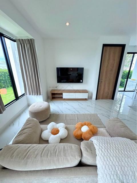ให้เช่าบ้านแฝด 2 ชั้น 47.4 ตรว.โครงการโคโม่ เบียงก้า บางนา หลังมุม สไตล์ Minimal Eco Living ใกล้เมกะบางนา