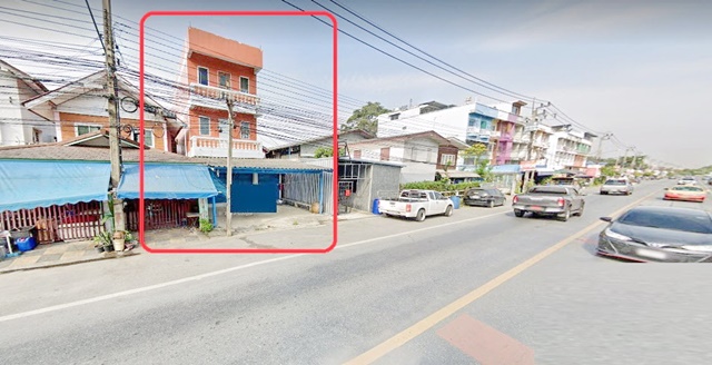 ติดถนนใหญ่ วัดศรีประวัติ อาคารพาณิชย์ 3 ชั้น  2 นอน 3 น้ำ ใหม่สะอาด 26 ตร.วา.310 ตร.ม.รร.นานาชาติดราก้อน 5.1กม.รค้าขาย โฮมออฟฟิศ คลังสินค้า