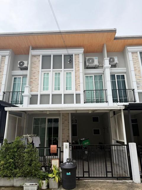 ขายทาวน์เฮ้าส์ 2 ชั้น 17.3 ตรว. โกลเด้น ทาวน์ รามอินทรา-วงแหวน ถนนคู้บอน หันทางทิศเหนือ 