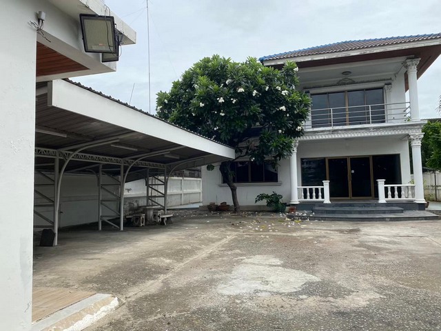 HR2239ให้เช่าบ้านเดี่ยวพร้อมอาคาร เนื้อที่ 200 ตรว.ซอยช่างอากาศอุทิศ ใกล้สนามบินดอนเมือง เหมาะทำออฟฟิศ คลังสินค้า 