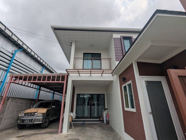 ขายด่วน! บ้านเดี่ยว 2 ชั้น ขนาดเนื้อที่ 48.8 ตร.ว. สร้างใหม่  ใกล้รถไฟฟ้า ราคาสุดคุ้ม บ้านสวยสภาพใหม่   อำเภอเมือง  จังหวัดสมุทรปราการ