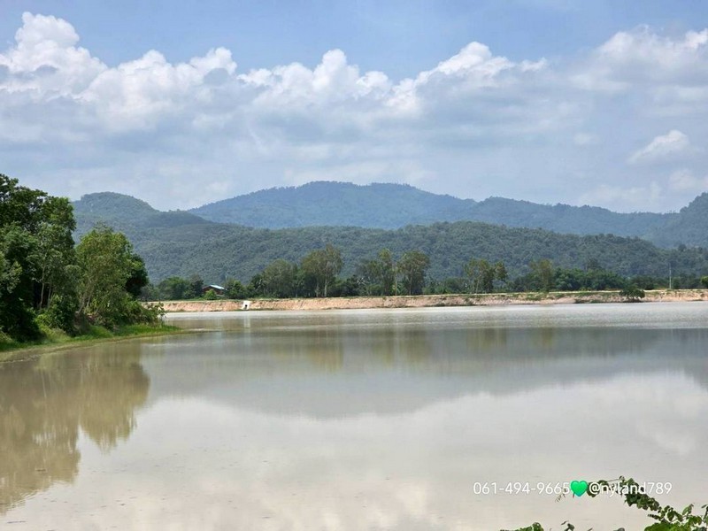 ลดเป็นล้าน สวนป่าริมเลคน้ำขนาดใหญ่ วิวเขาตระการตา ต.เขาเพิ่ม อ.บ้านนา จ.นครนายก การเดินทางสะดวกอยู่ในเขตชุมชน ใกล้ตัวอำเภอบ้านนา
