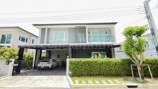 บ้านเดี่ยว เซนโทร สาทร - กัลปพฤกษ์ หลังมุม พร้อมอยู่