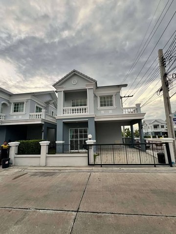 ให้เช่าบ้านเดี่ยว  ถนนศรีวารี ต.บางโฉลง  สไตล์บ้านแฝด หลังมุม หมู่บ้านนิรันดร์วิลล์ 12 เดอะทรี ม.หัวเฉียว-สุวรรณภูมิ