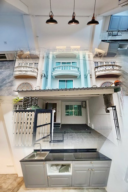AIRBNB 5นอน7แอร์สุขุมวิท 103 1.7 กม. รร.นานาชาติเบิร์คลีย์ 0.7 กม. 21 ตร.ว.340 ตร.ม ทาวน์เฮ้าส์ 4 ชั้น 3 น้ำ BTS บางนา 1.5 กม. 