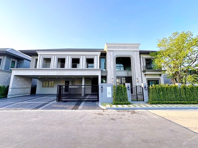 บ้านหรูใหม่ 2 ชั้น รร. สารสาสน์วิเทศ ร่มเกล้า 900 ม.กรุงเทพกรีฑา5นอน 6น้ำ รร.นานาชาติเวลลิงตัน  604 ตร.ม.127 ตร.วา. แกรนด์บางกอก บูเลอวาร์ด