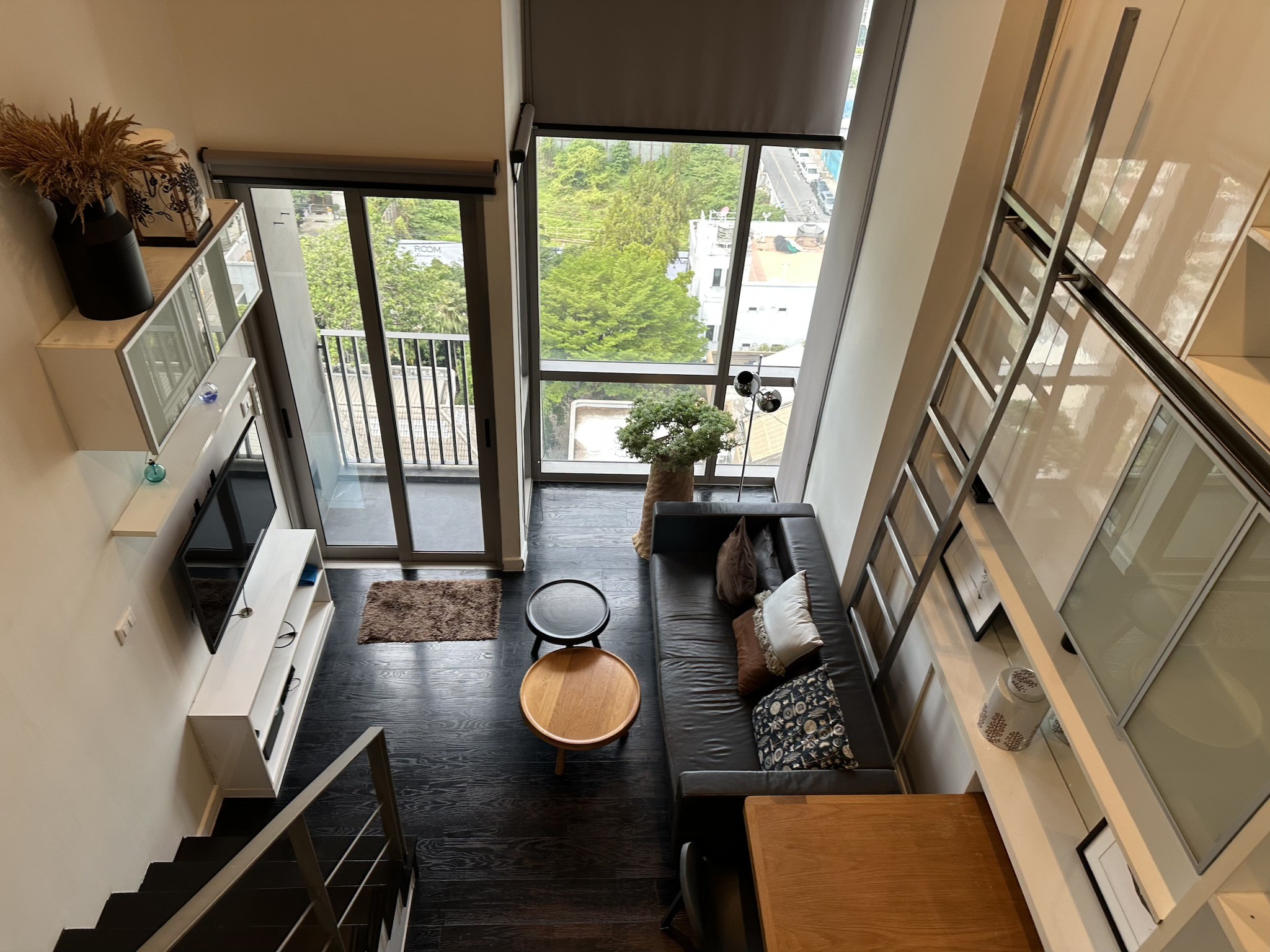 Ideo Morph Sukhumvit 38 Safe convenient livable 8th floor BTS Thonglor