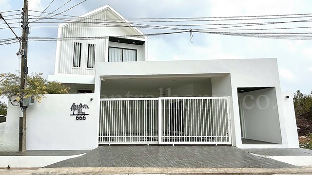 บ้านเดี่ยว สไตล์นอร์ดิก หมู่บ้าน นครินทร์การ์เด้น สร้างใหม่ พร้อมตกแต่ง