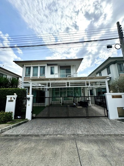 ขายบ้านเดี่ยว 2 ชั้น 56 ตรว. โครงการมัณฑนา เลค วัชรพล ฝั่งทะเลสาบเฟสแรก เข้าได้ทั้งฝั่งสายไหม56 และสุขาภิบาล5 ใกล้สารสาสน์วิเทศสายไหม