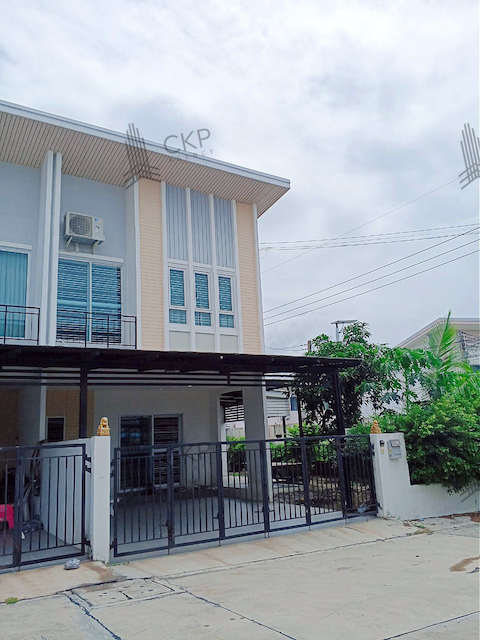 บ้านแฝด เดอะมิกซ์ ทวิน ศรีราชา ถ.เก้ากิโล ร่มรื่น น้ำไม่ท่วม ใกล้ตึกคอม ศรีราชา