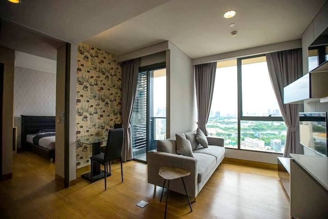 The Lumpini 24 beautiful view quiet comfortable 29th floor BTS Phrom Phong