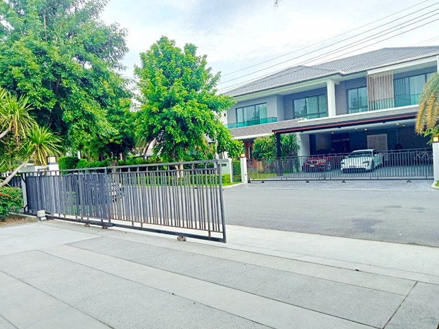 ถูกสุดใน3โลก ใหม่ Pool Villa ใหญ่ที่สุด บางนา-สวนหลวง  ให้เช่าคฤหาสน์ เฟอร์นิเจอร์ บิ้วอิน ครบ 205 ตรว. 530ตร.ม. 5นอน 6 น้ำ Index บางนา  