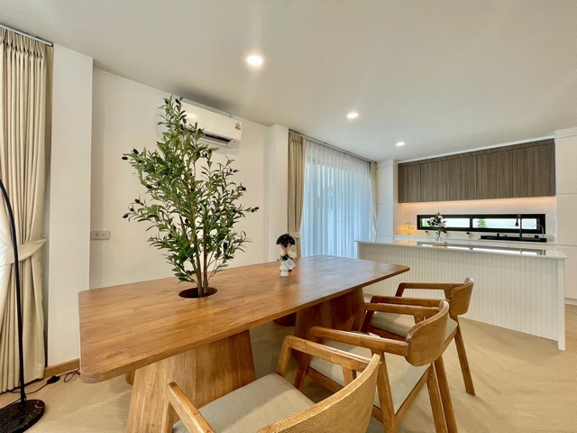 P945 ขายบ้านเดียว หมู่บ้านเมืองทองการ์เด้น พัฒนาการ 69 รีโนเวทใหม่ทั้งหลัง Meuangthong Garden