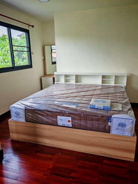 P678 ให้เช่า บ้านเดี่ยว สังคมสงเคราะห์   ลาดพร้าว 71  ใกล้รถไฟฟ้าสายสีเหลือง สถานีลาดพร้าว 71 พร้อมเฟอร์นิเจอร์เหมาะอยู่อาศัย