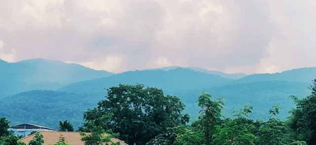 ที่ดินหน้ากว้างติดถนน วิวภูเขา โซนช่างเคี่ยน           
