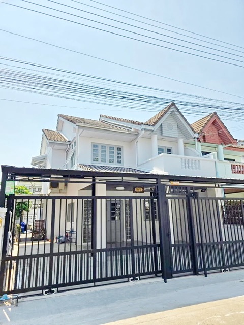  นานาชาติร่วมฤดี 5.7 กม. พร้อมเฟอร์ วัดเพลง MRT ไทรม้า 600 ม. ให้เช่าบ้าน 2 ชั้น 47ตร.วา.190 ตร.ม.3 นอน  ตลาดสดท่าอิฐ 2.3 กม.
