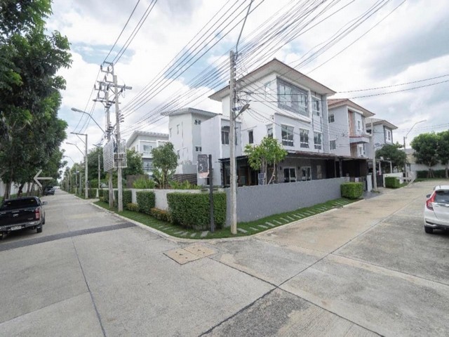 ให้เช่าบ้านเดี่ยว 3 ชั้น 350 ตร.ม. โครงการคาซ่าแกรนด์ สุขาภิบาล 5 ไซค์ใหญ่พิเศษ ทำเลสุขาภิบาล 5 สายไหม ใกล้สารสาสน์วิเทศสายไหม