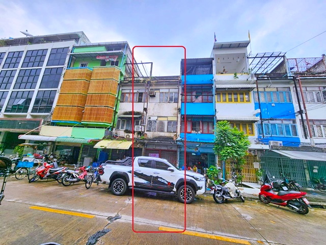 MRTสามยอด1.5 กม. 4นอน ถ.ข้าวสาร รับร้านกัญชา ศาลเจ้าพ่อเสือ ให้เช่าอาคารโรงแรมล้อมรอบ 4ชั้น-ดาดฟ้า พระนคร 2น้ำ Airbnb 21ตรว. 262ตรม. 