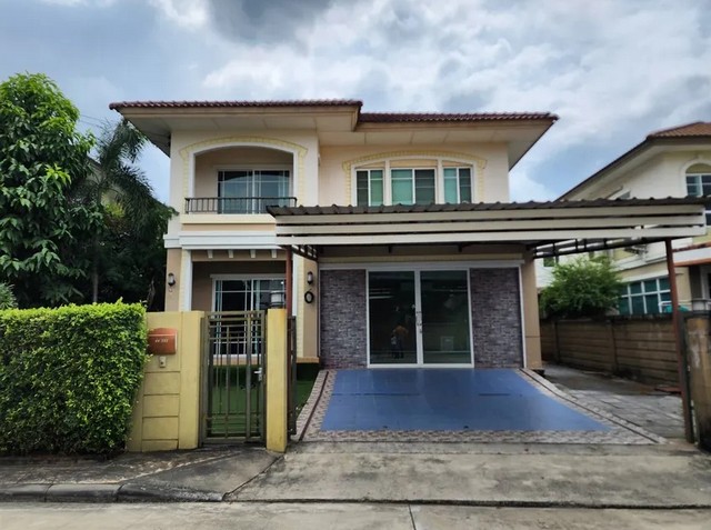 ขายบ้านเดี่ยวหมู่บ้านภัสสรเพรสทิส เฉลิมพระเกียรติ ร. 9 แขวงประเวศ เขตประเวศ กรุงเทพมหานคร