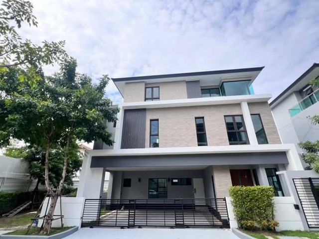 HR2319ให้เช่าบ้านเดี่ยว หลังมุม โครงการเดอะ ซิตี้ เอกมัย – ลาดพร้าว ตกแต่งสวย ใกล้เลียบด่วนรามอินทรา