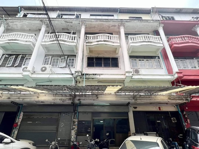BH3623 ขายและให้เช่าอาคารพาณิชย์ 5 ชั้น ใกล้ BTS อุดมสุข สุขุมวิท 101/1 เดินทางสะดวก ทำเลดีมาก