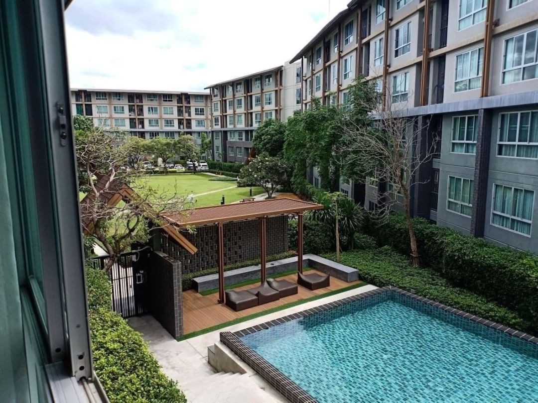 ดีคอนโดแคมปัส ทำเลทอง ขาย 2.35 ล้าน 30 ตรม. วิวสระว่ายน้ำ ห้องมุม คอนโด สไตล์รีสอร์ท เงียบสงบ อากาศดี ปลอดภัยเป็นส่วนตัว
