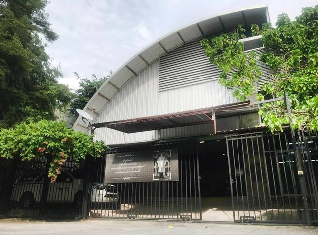 ให้เช่าโกดังพร้อมออฟฟิศ  575 ตรม. พุทธบูชา 36  ใกล้ถนนพระราม 2 เดินทางสะดวก