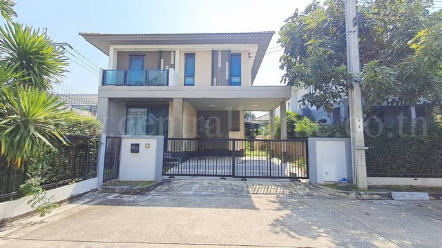 R2 บ้านเดี่ยว บุราสิริ วงแหวน - อ่อนนุช หลังริม สไตล์รีสอร์ท พร้อม Built - in ถูกสุดในโครงการ